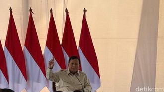 Jawaban Prabowo ke Pengkritik Menteri Datang ke Daerah Bencana Sumatera