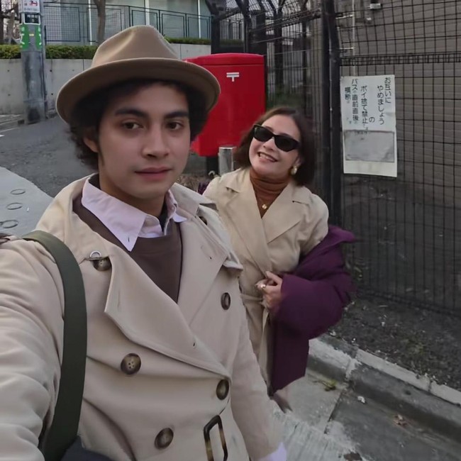 Prilly Latuconsina-Omara Nikmati Malam Tahun Baru Tanpa Kembang Api di Jepang