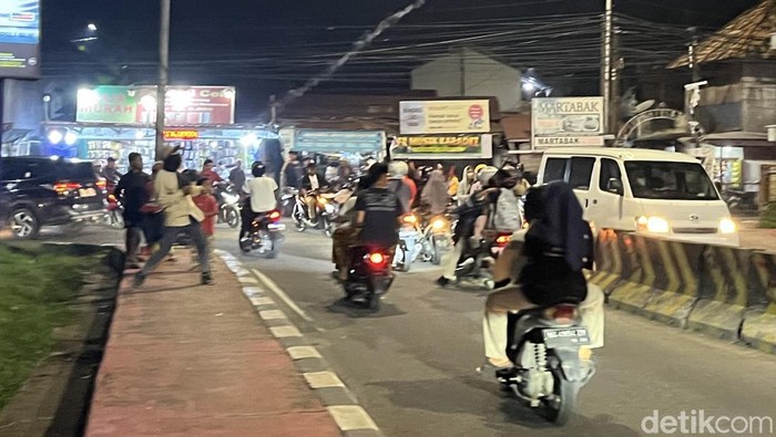 Petasan Dilempar ke Jalan Raya, Lalu Lintas di Musi IV Sempat Terhambat