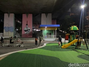 Taman Film dan Kehangatan yang Terbangun di Malam Pergantian Tahun