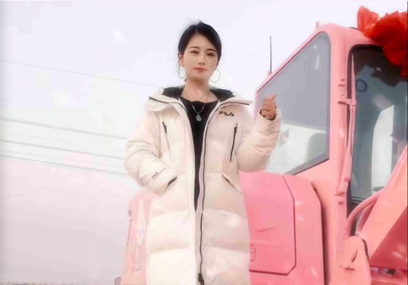 Zhang Permaisuri Ekskavator