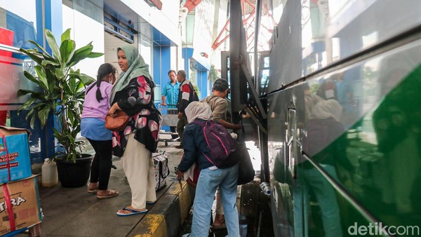 Arus Balik Nataru di Pulo Gebang Masih Landai, Lonjakan Diprediksi Akhir Pekan