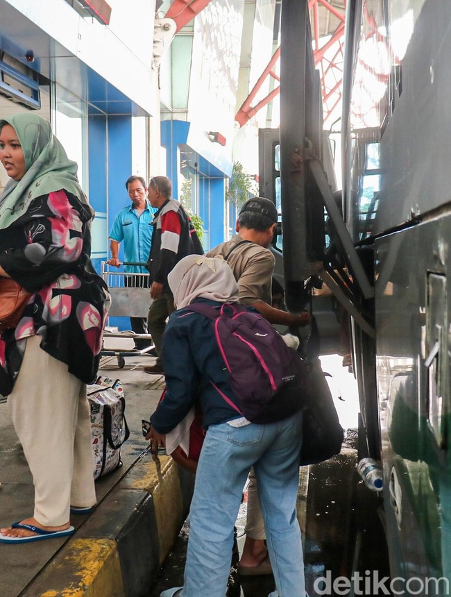 Arus Balik Nataru di Pulo Gebang Masih Landai, Lonjakan Diprediksi Akhir Pekan