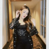 Penampilan Ayu Ting Ting itu banjir pujian. Tak sedikit yang memuji kecantikan ibu satu orang anak itu. Foto: Instagram/@ayutingting92