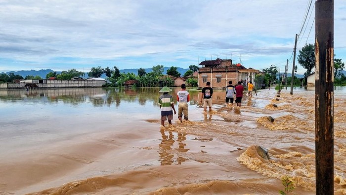 Banjir rendam sejumlah persawahan di Ponorogo