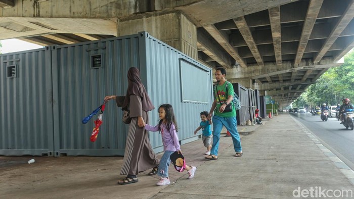 Bekasi Bangun Wisata Air Kalimalang, Anggaran Fantastis Rp123 Miliar Pemerintah Kota Bekasi menggulirkan proyek pembangunan Wisata Air Kalimalang dengan anggaran fantastis mencapai Rp123 miliar. Proyek ini digadang-gadang menjadi destinasi unggulan baru sekaligus ruang rekreasi publik bagi warga Bekasi dan sekitarnya.