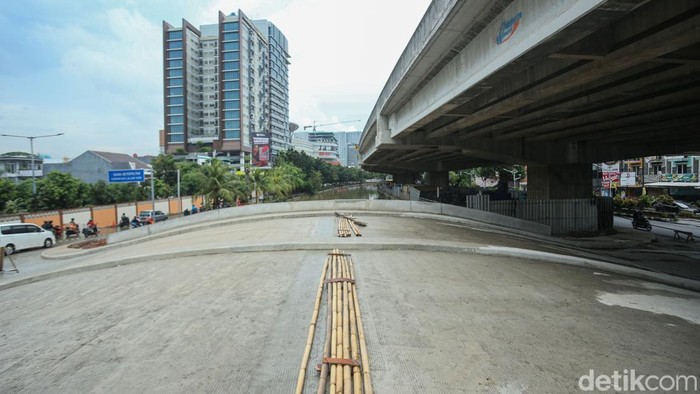 Bekasi Bangun Wisata Air Kalimalang, Anggaran Fantastis Rp123 Miliar Pemerintah Kota Bekasi menggulirkan proyek pembangunan Wisata Air Kalimalang dengan anggaran fantastis mencapai Rp123 miliar. Proyek ini digadang-gadang menjadi destinasi unggulan baru sekaligus ruang rekreasi publik bagi warga Bekasi dan sekitarnya.