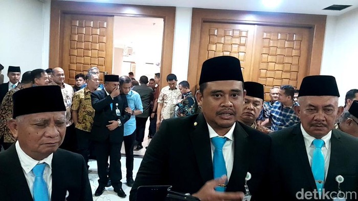 Lantik 3 Pejabat Eselon II asal Medan-Asahan, Gubsu Bobby: Dilihat Kinerjanya