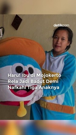 Video Haru, Ibu di Mojokerto Rela Jadi Badut Demi Nafkahi 3 Anaknya