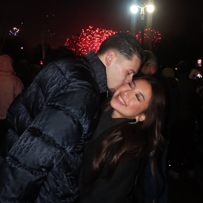 Foto Mesra Jennifer Coppen-Justin Hubner Rayakan Tahun Baru 2026 Usai Dilamar