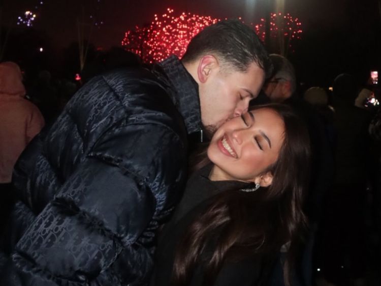 Foto Mesra Jennifer Coppen-Justin Hubner Rayakan Tahun Baru 2026 Usai Dilamar