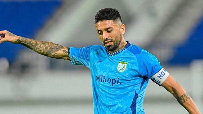 Jonathan Bustos Tinggalkan Persela Lamongan