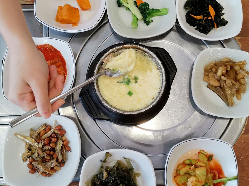 5 Tradisi Kuliner Unik di Seoul