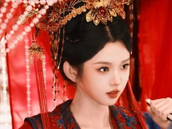 Pesona Li Keyi, Aktris yang Dijuluki Ratu Drama Pendek China, Pecahkan Rekor