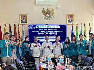 9 Mahasiswa FK UGJ Dalami Genetika ke Prancis dan Thailand