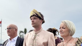 Viral! Pria Australia Nikahi Wanita Sumsel, Mahar Fantastis Rp 10 Miliar