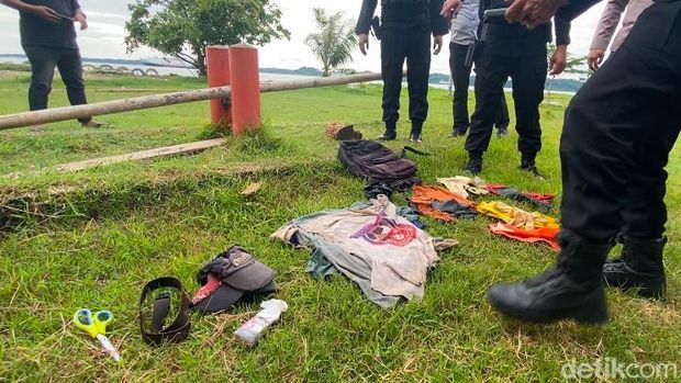 Ransel Misterius di Tugu Tunas Kelapa Parepare Ternyata Berisi Kaus-Gunting