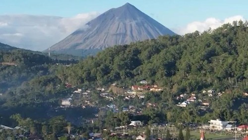 Suasana sekitar Situs Mata Menge di Cekungan Soa, sebuah tempat geologis yang secara administratif masuk wilayah Kabupaten Ngada dan Kabupaten Nagekeo, NTT. (Foto: Dok. Pusat Survei Geologi)