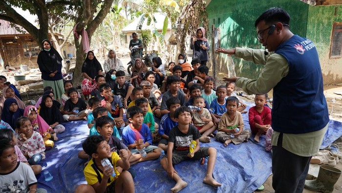 TelkomGroup Dampingi Pemulihan Psikologi Anak di Aceh Tamiang