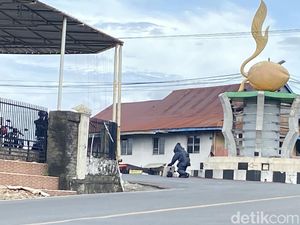 Ada Ransel Misterius di Tugu Tunas Kelapa Parepare, Gegana Dikerahkan