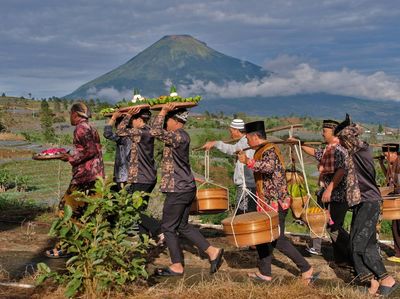 Tradisi Nyadran Rejeban Digelar di Lereng Gunung Sumbing