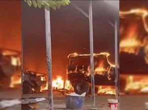Bengkel di Palembang Terbakar, 3 Unit Mobil Hangus