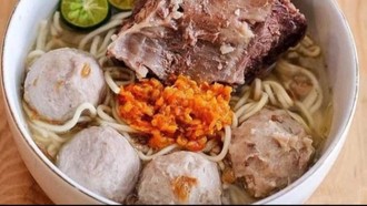 Bakso Lovers! 5 Bakso Sumsum Gurih dan Lumer Ada di Sini