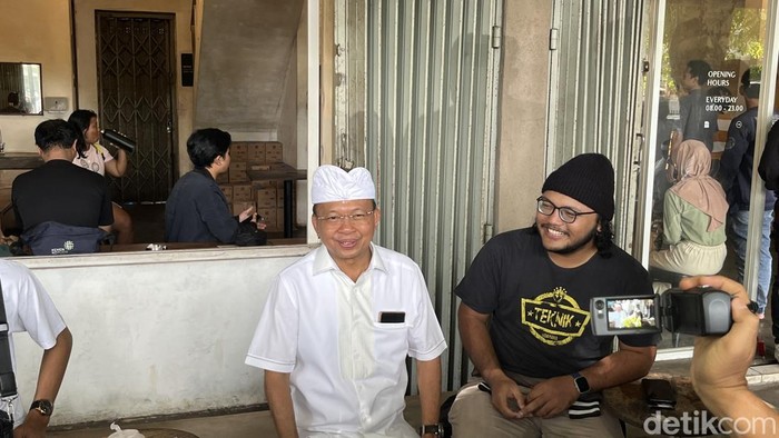 Cerita Koster Rajin Minum Kopi Campur Arak agar Asam Lambung Tidak Naik