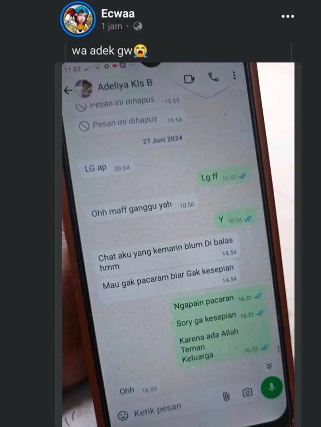 Isinya Tak Terduga! Chat Random Ini Sukses Bikin Ngakak Guling-guling