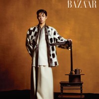 Hasil pemotretan Park Bo Gum dengan Harper’s Bazaar Korea juga menghiasi papan reklame sejumlah tempat ikonik dunia termasuk Times Square (New York), Shinsegae Square (Seoul), Duomo Square (Milan), Shinjuku (Tokyo), dan Citadium Caumartin (Paris). Foto: dok. Instagram @bogummy