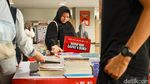 Pecinta Buku Serbu New Year Sale di Taman Ismail Marzuki