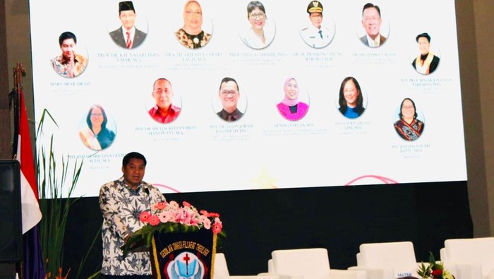 Sejumlah pejabat negara menghadiri Seminar Natal Nasional 2025 di Aula Sekolah Tinggi Filsafat Theologia Jakarta, Sabtu (3/1/2026).