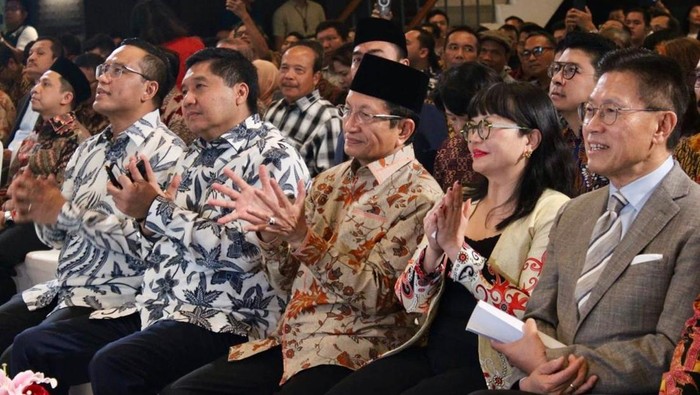 Sejumlah pejabat negara menghadiri Seminar Natal Nasional 2025 di Aula Sekolah Tinggi Filsafat Theologia Jakarta, Sabtu (3/1/2026).