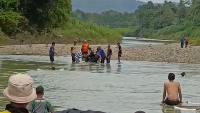 Remaja Tewas Terseret Arus Sungai di Barru Saat Temani Ibunya Cuci Pakaian