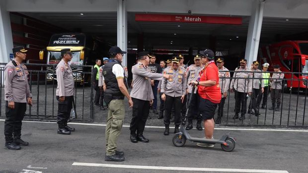 Sebanyak 1.876 personel gabungan akan mengamankan laga BRI Super League antara Persija Jakarta Vs Persijap Jepara di Stadion Gelora Bung Karno (SUGBK), Senayan. (dok Ist)