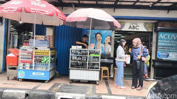 Sentra Penjualan Kacamata di Jalan ABC Bandung