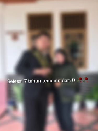 Viral! kisah wanita curhat putus usai 7 tahun temani dari nol karena pacar ragu nikah meski sudah PNS 2 tahun. Ia mengaku ikhlas.