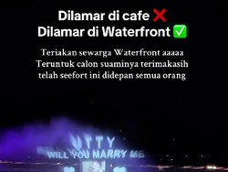 Bikin Baper! Aksi Lamar Kekasih di Waterfront Danau Toba Ini Viral