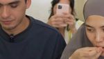 12 Tahun Menikah, Ricky Harun dan Herfiza Kompak Kulineran Serasa Food Vlogger