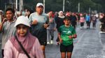 CFD Perdana 2026, Warga Padati Sudirman untuk Berolahraga
