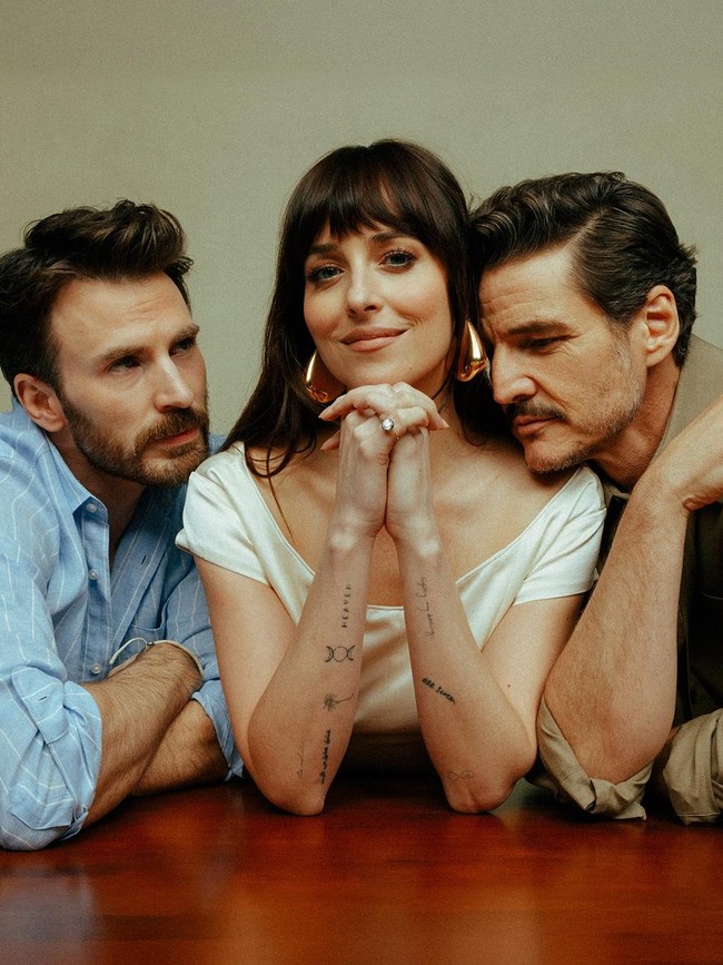 Cinta Segitiga Dakota Johnson