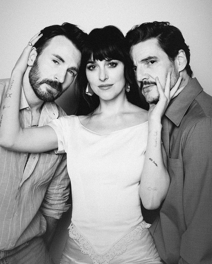 Cinta Segitiga Dakota Johnson