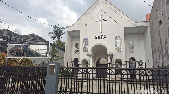 Mengapa di Depok Lama Berdiri Banyak Gereja?