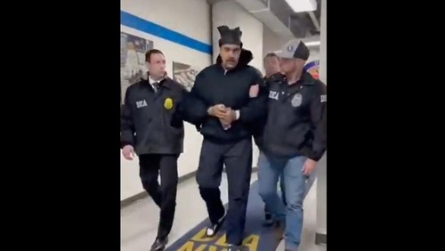 Gedung Putih mengunggah video terbaru Presiden Venezuela Nicolás Maduro usai penangkapan. (X/RapidResponse47)