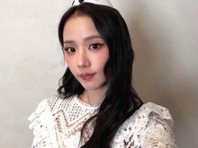 Agensi Klarifikasi Kabar Pelecehan Seksual Kakak Jisoo BLACKPINK