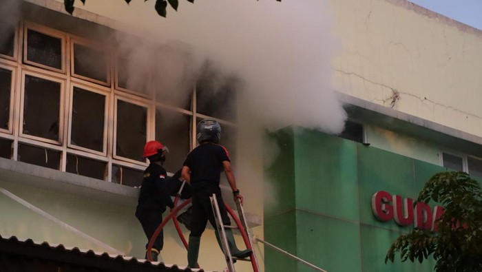 Gudang Farmasi RSUD dr Harjono Ponorogo Terbakar, IGD Sempat Ditutup