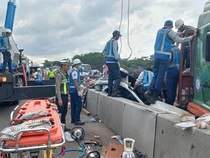 Kecelakaan Maut 3 Kendaraan di Tol Batang, 1 Tewas