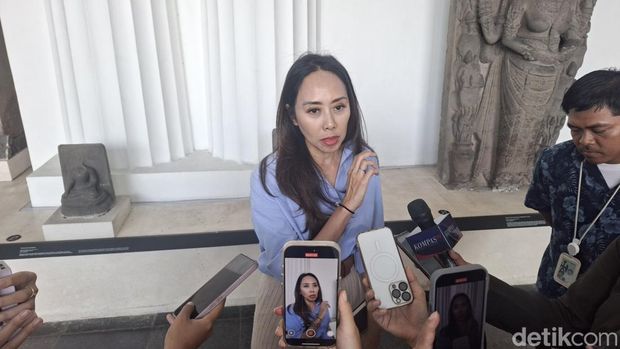 ndira Estiyanti Nurjadin, kepala Museum dan Cagar Budaya