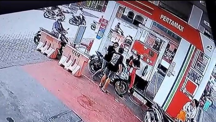 Bang Jago yang Hajar Pria di SPBU Gresik Ditangkap