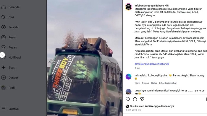 Penumpang duduk di atas elf saat melintas di Tol Purbaleunyi
